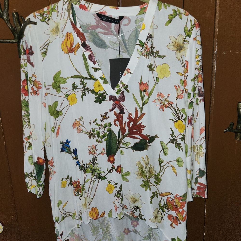Floral V-Neck Women's Top